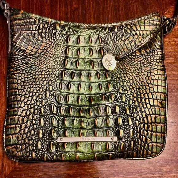 Brahmin croc-embossed genuine leather beauty in rich green & bronze tones - Picture 5 of 7
